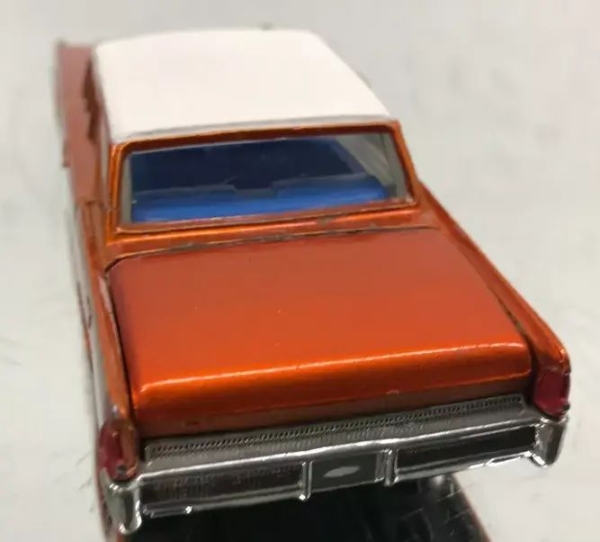 Dinky Toys England Lincoln Continental 1963 Metallmodell (2240)